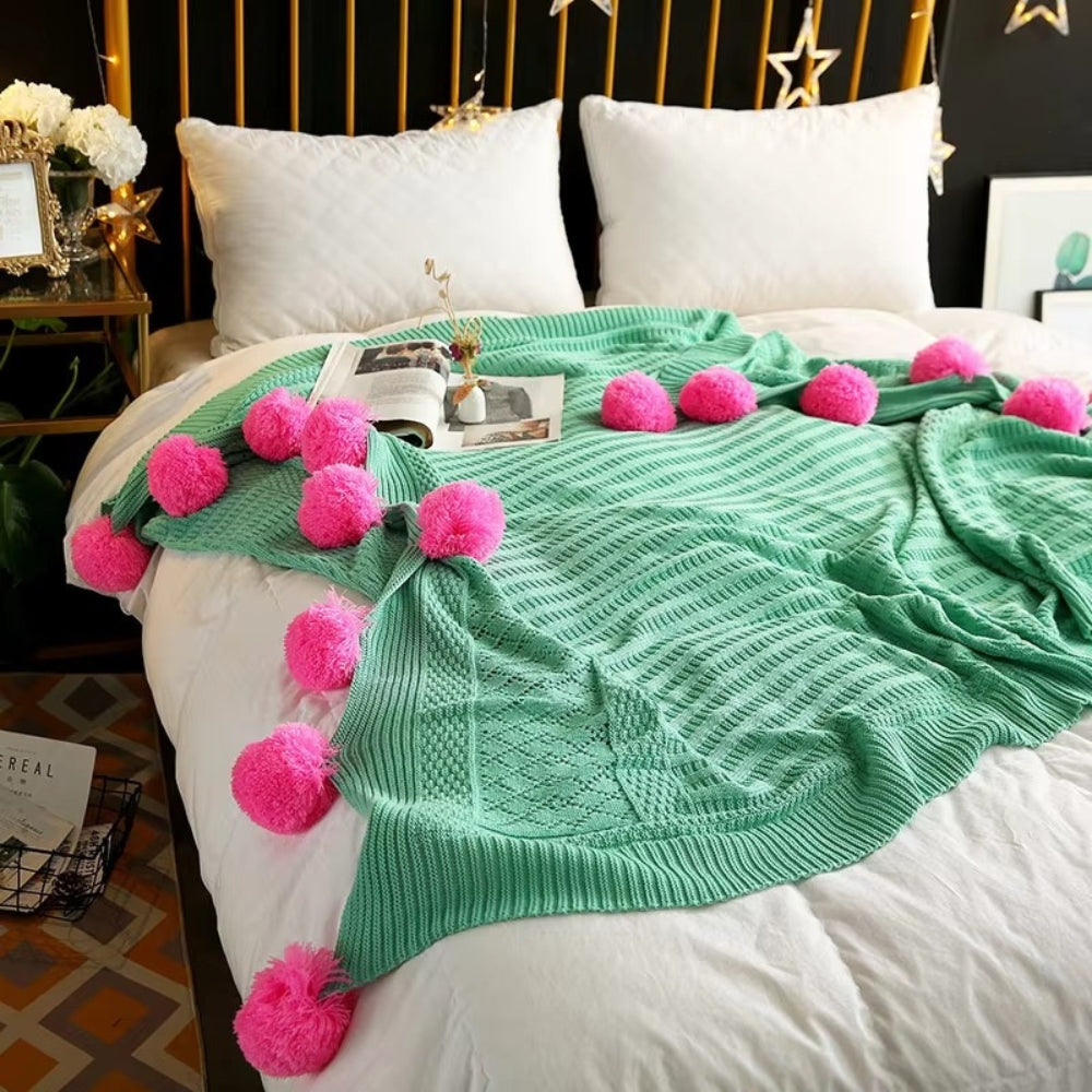 Plaid macaron à pompons moelleux Whimsy – Rose poudré Pop