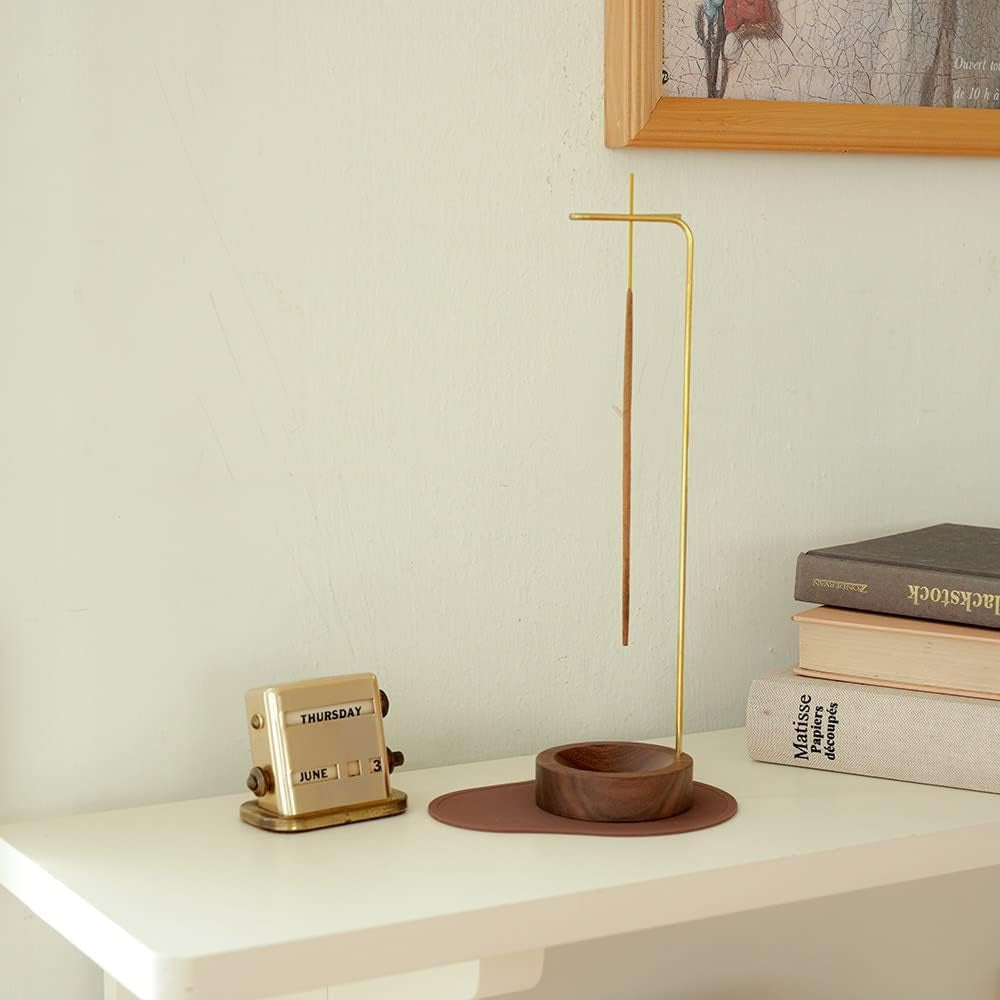 Brûle-encens en bois avec support métallique