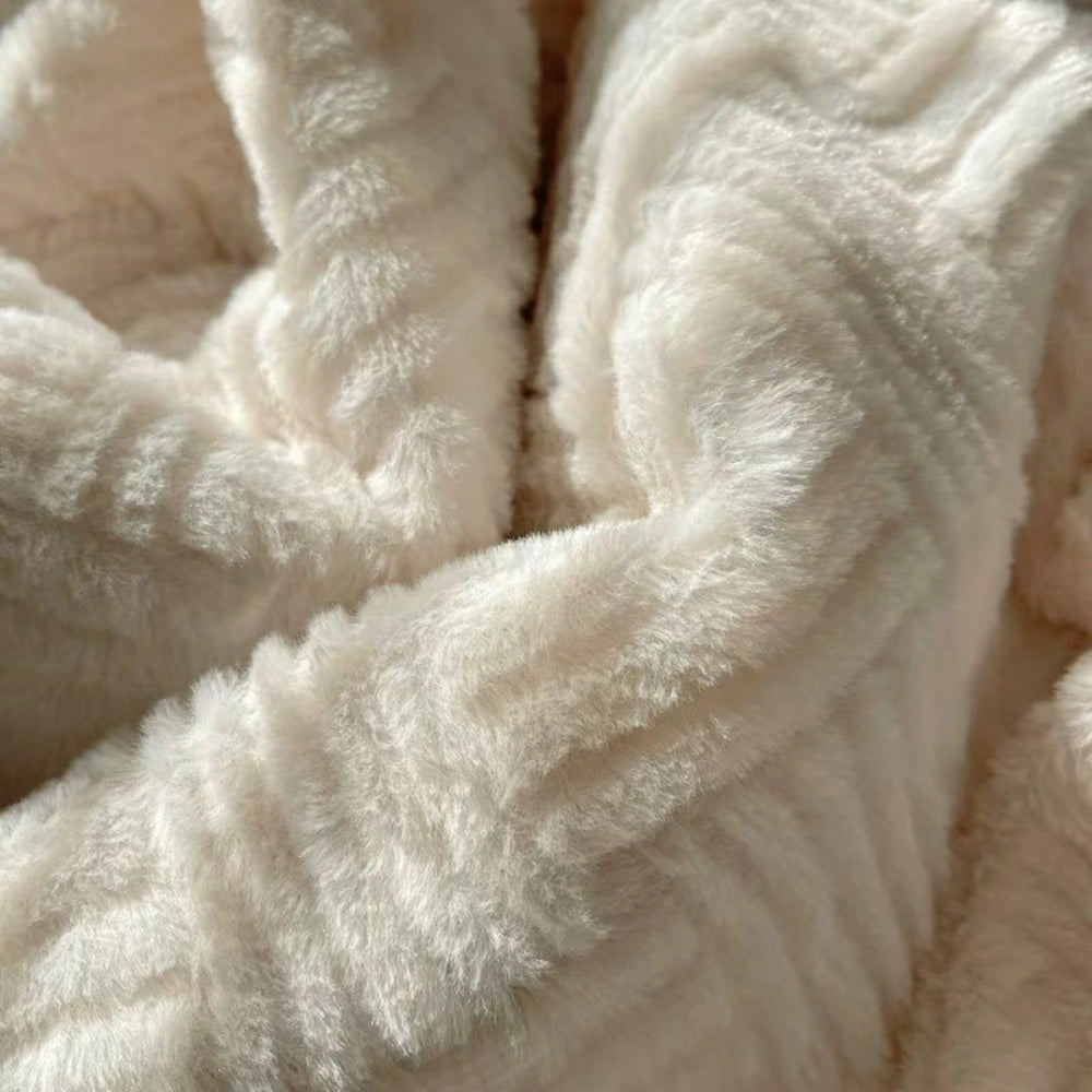 Plaid jacquard doux Seraphina fausse fourrure de lapin