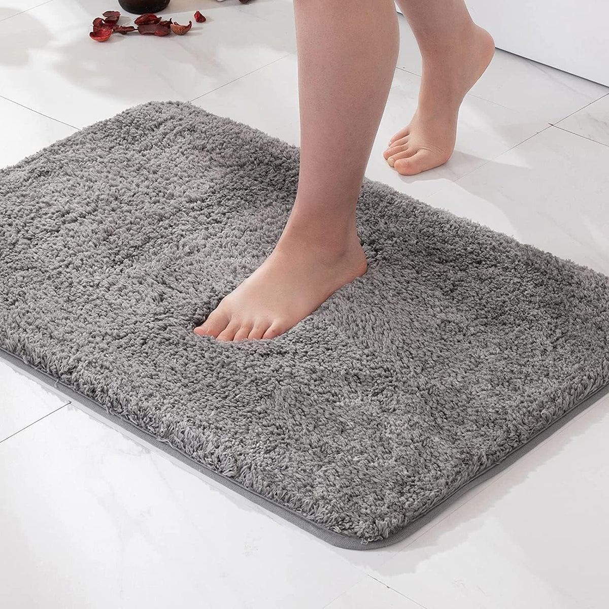Tapis de bain en fausse fourrure – Bleu