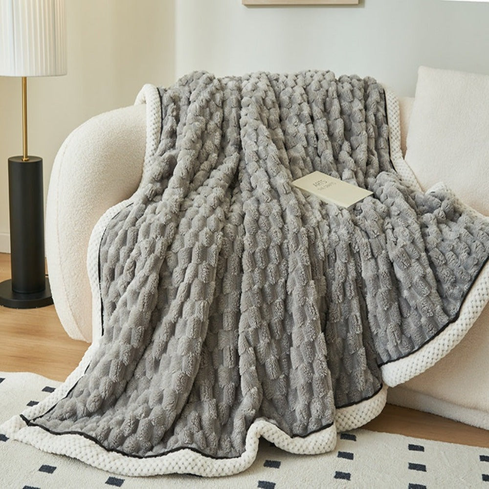 Plaid Cloud Cuddle™️
